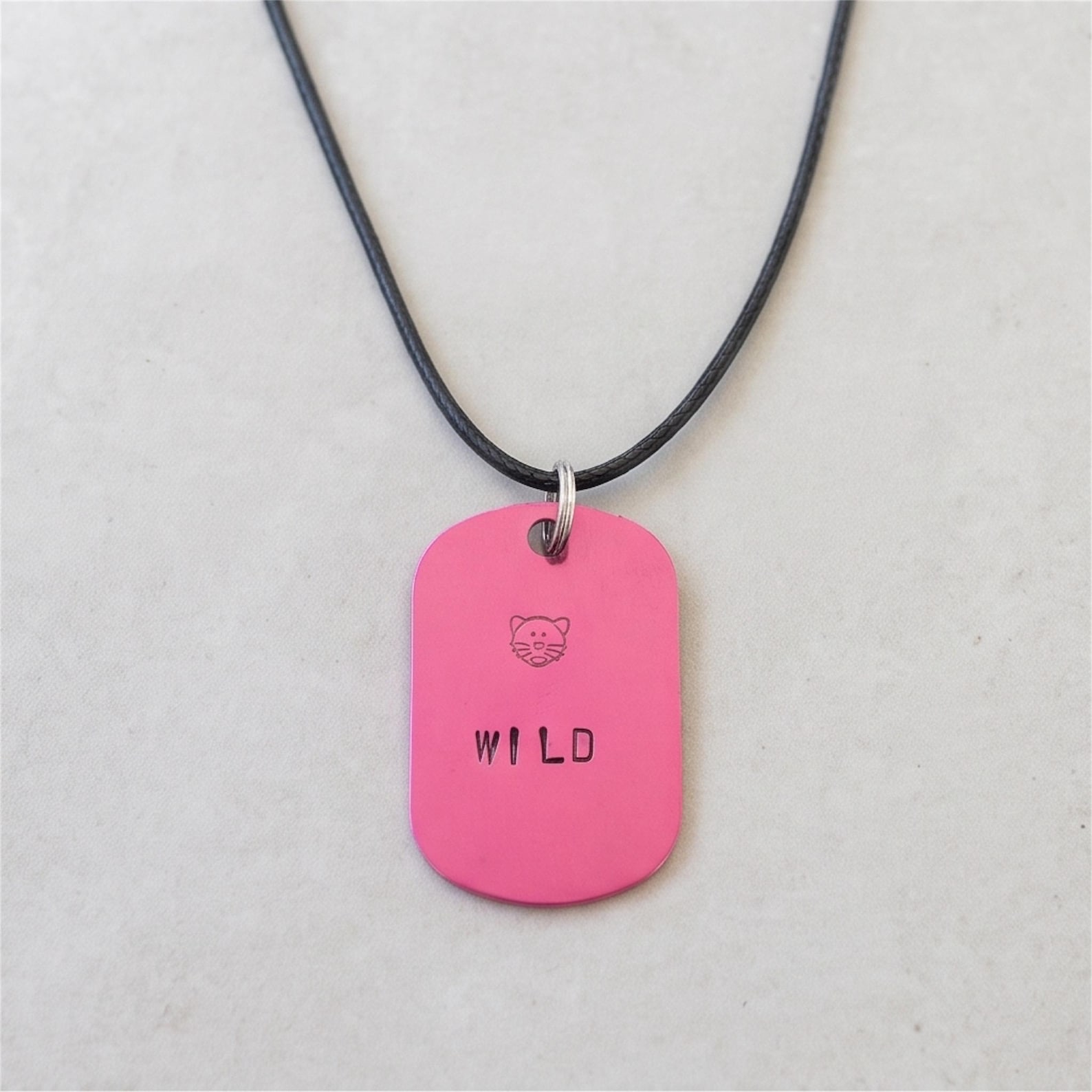 Magenta aluminium WILD kids dog tag necklace with cat symbol